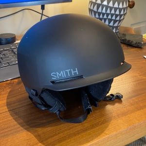 Smith Black Scout Jr Snowboard Helmet